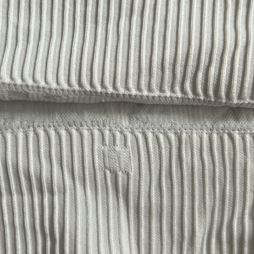 lululemon athletica excellent just